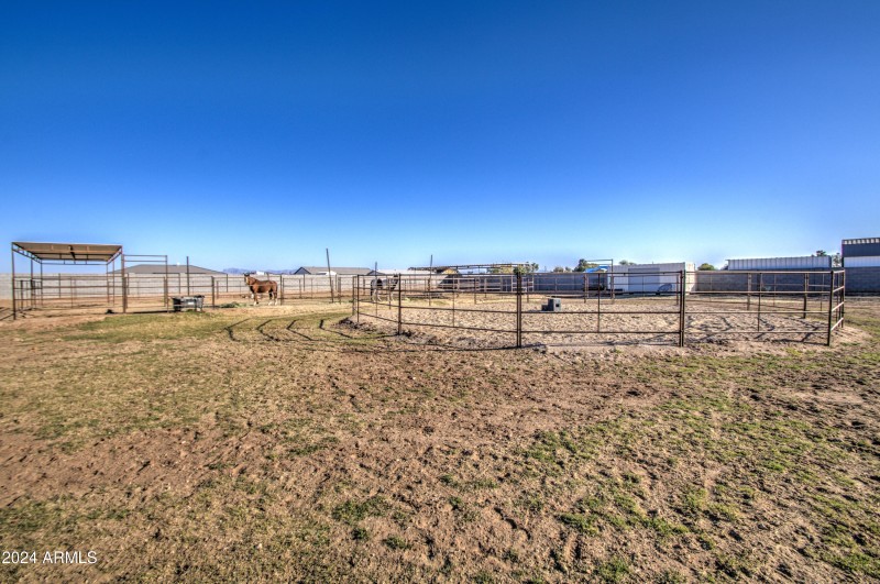 Round Pen