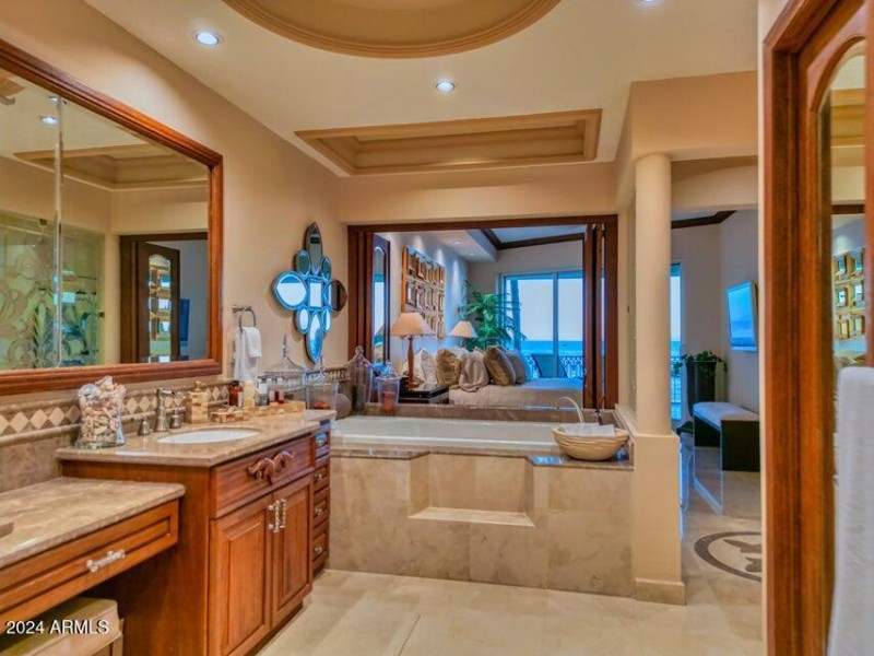 Primary Ensuite 1