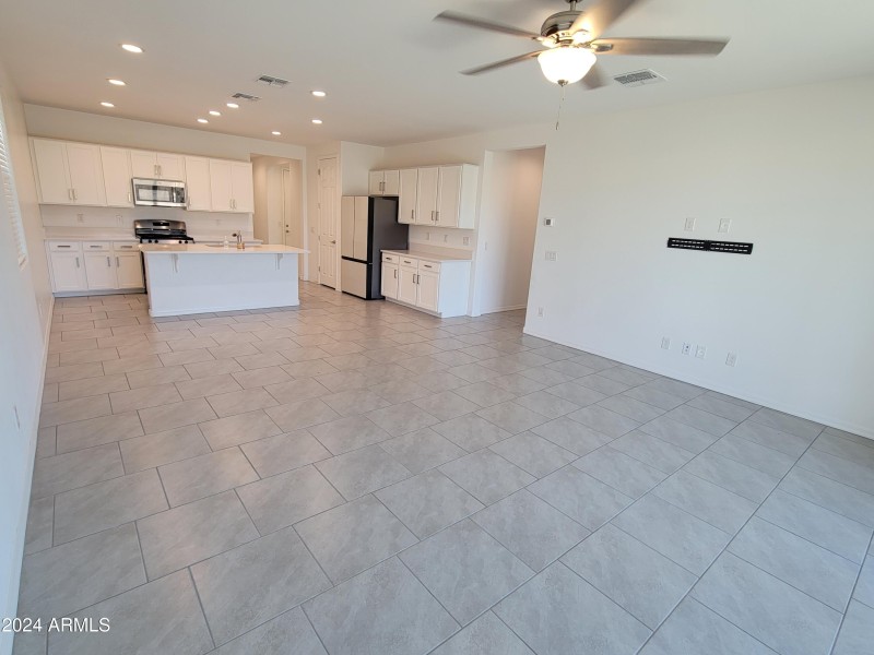 Great Room -18128 N Bell Pointe