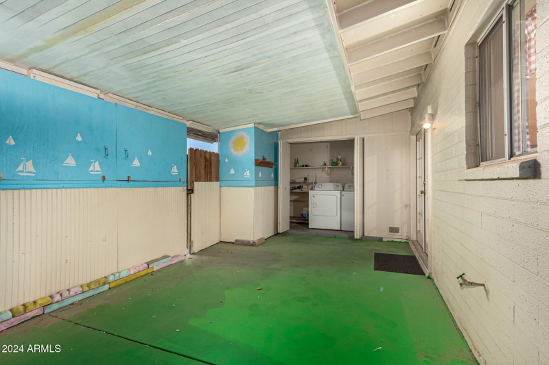 Back patio/extra storage
