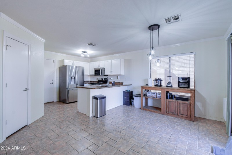 Kitchen and Dining 2