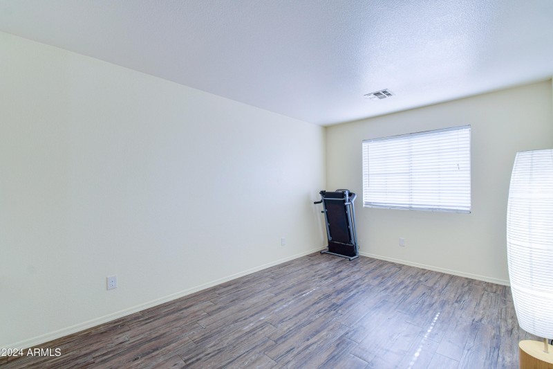 LOFT/DEN/BONUS area