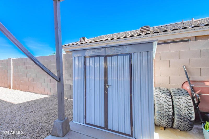 shed stays!