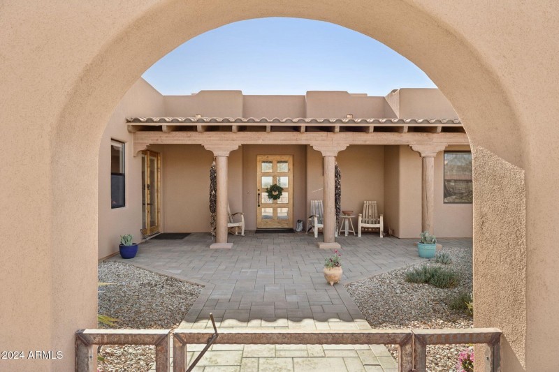3-web-or-mls-2035-giana-dr