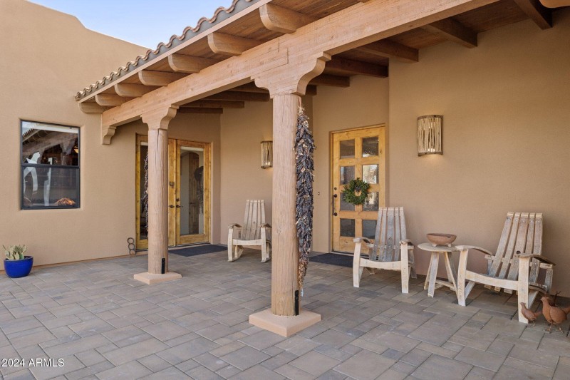 4-web-or-mls-2035-giana-dr