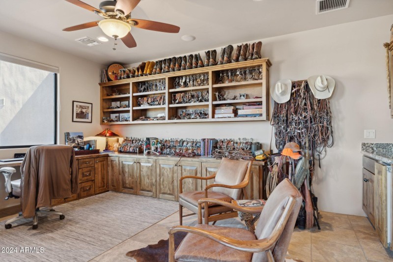 18-web-or-mls-2035-giana-dr