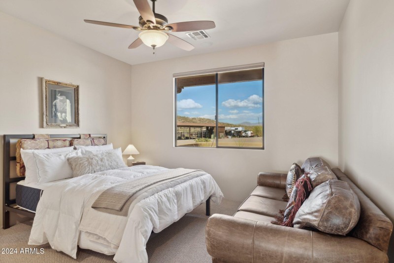 28-web-or-mls-2035-giana-dr