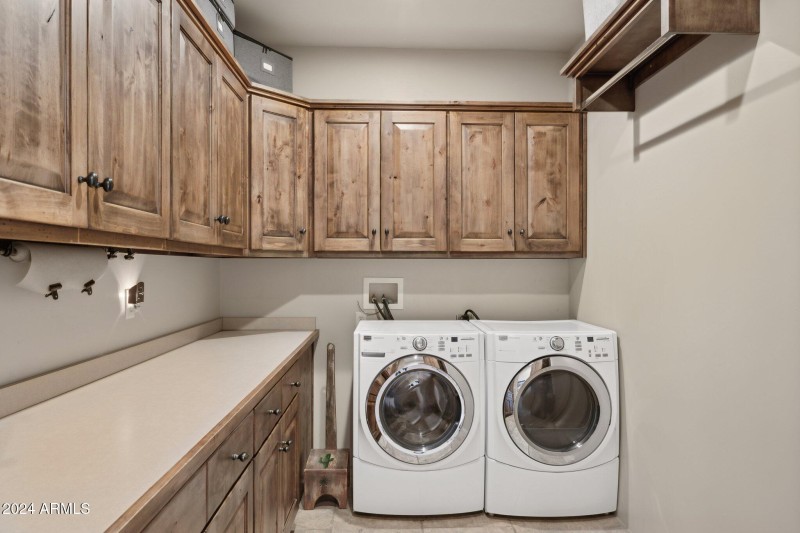 37-web-or-mls-2035-giana-dr