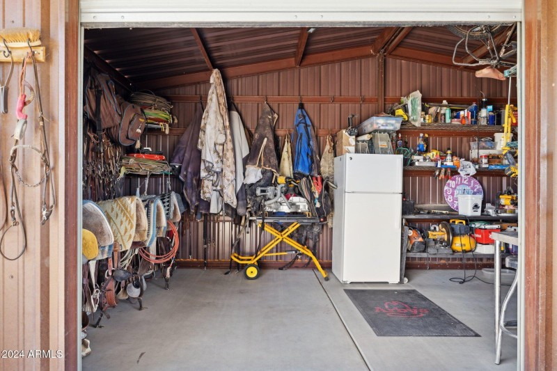 44-web-or-mls-2035-giana-dr