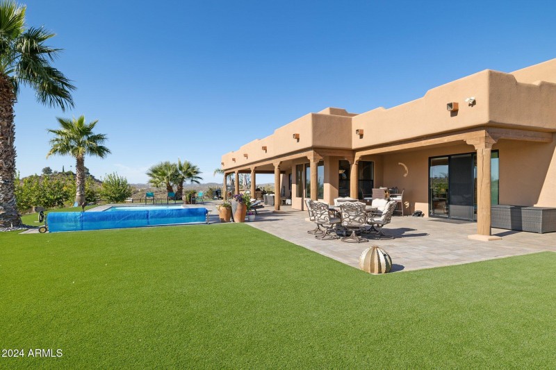 47-web-or-mls-2035-giana-dr