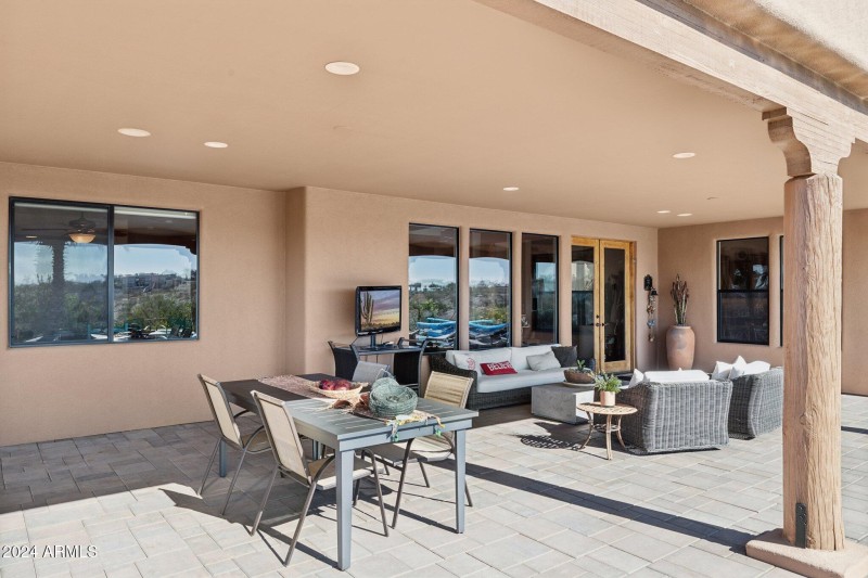 51-web-or-mls-2035-giana-dr