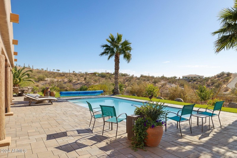 52-web-or-mls-2035-giana-dr