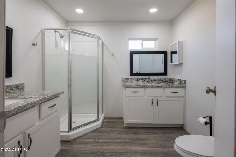 2727 E University Dr-17