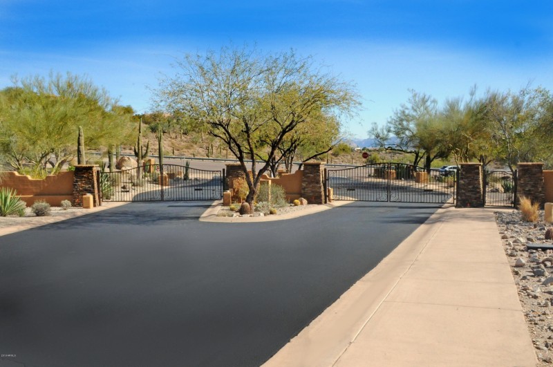 11664 N SUNSET VISTA Drive, 45