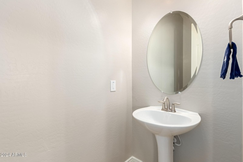 Powder room