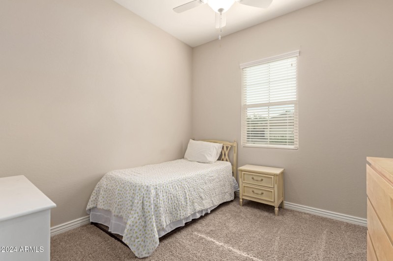 Bedroom 2 w/ walk in closet