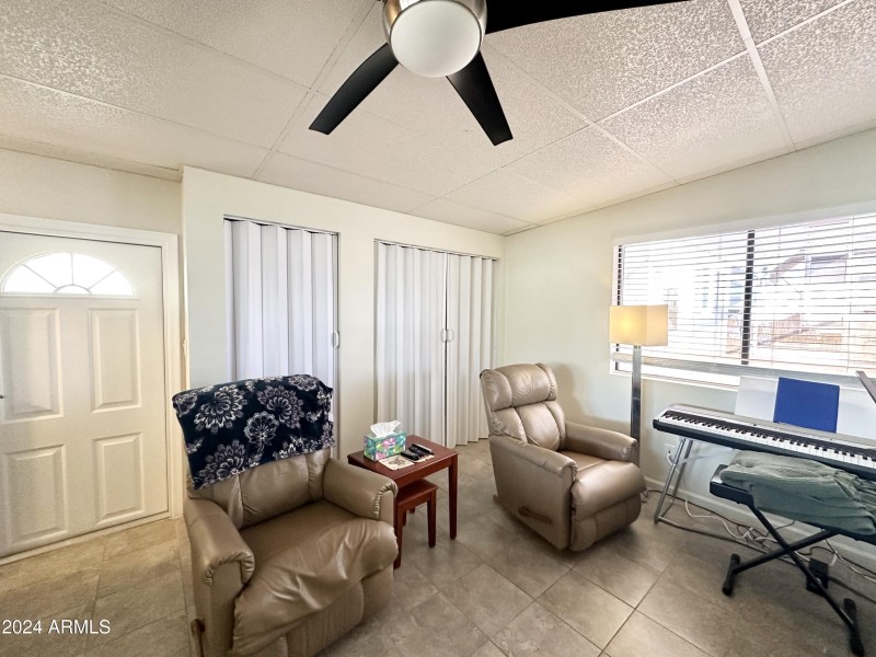 2 CLOSETS/LAUNDRY AREA