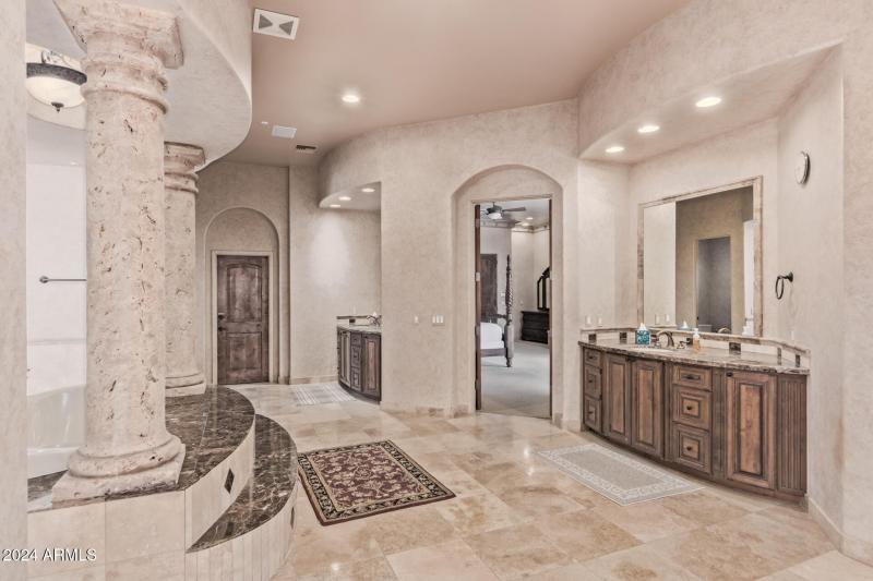 43 - Royal Palm 5339