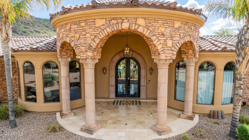 101 - Royal Palm 5339