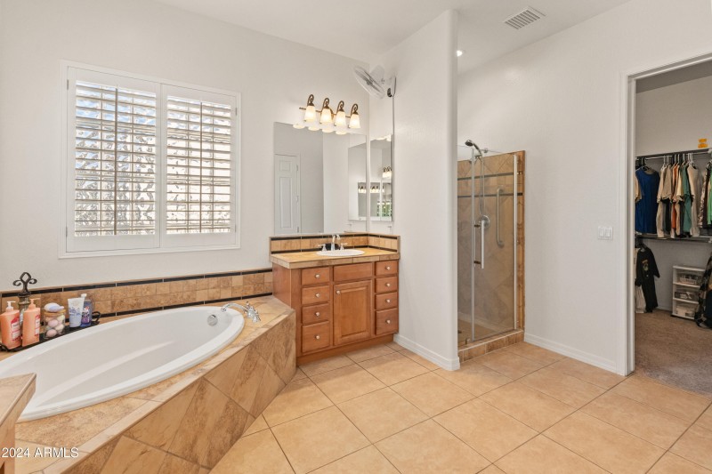 20250 N 262nd Dr-8