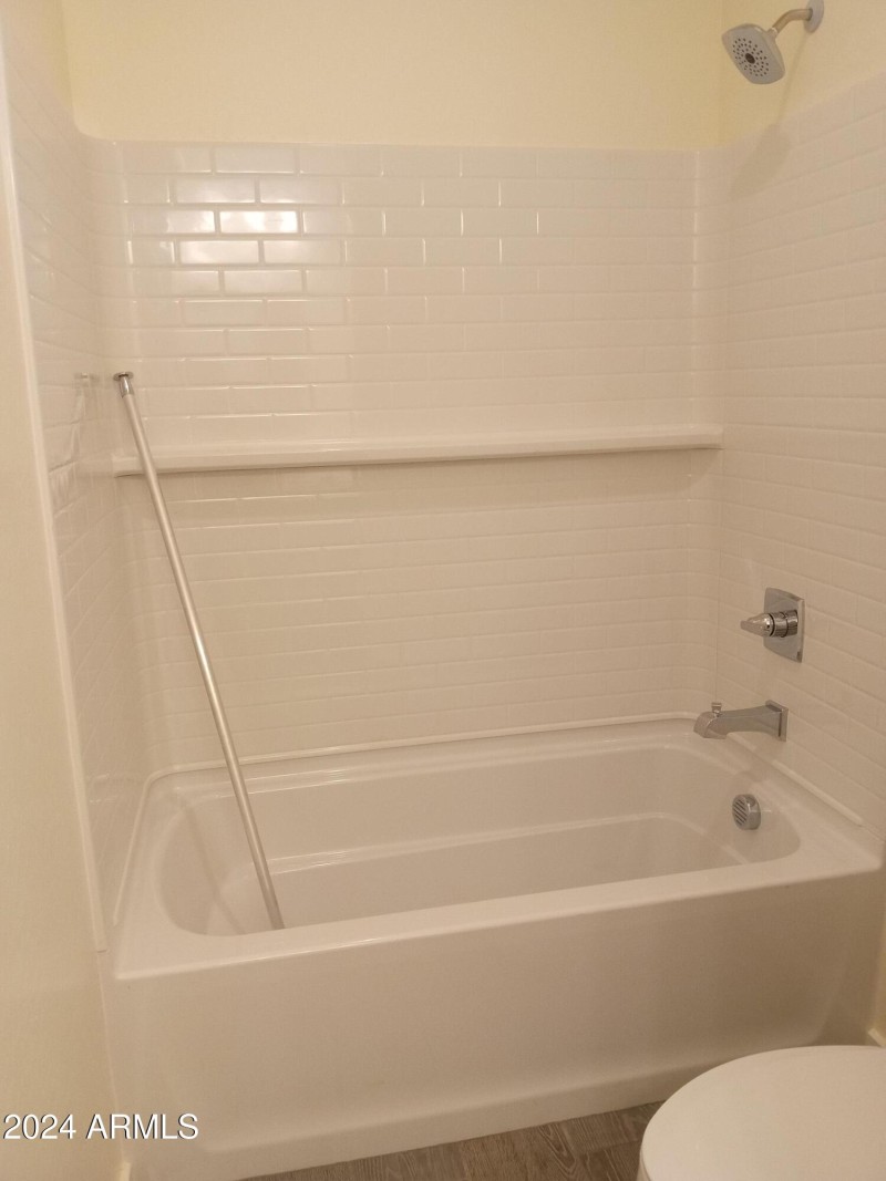 Bath 2 Tub/Shower Combo