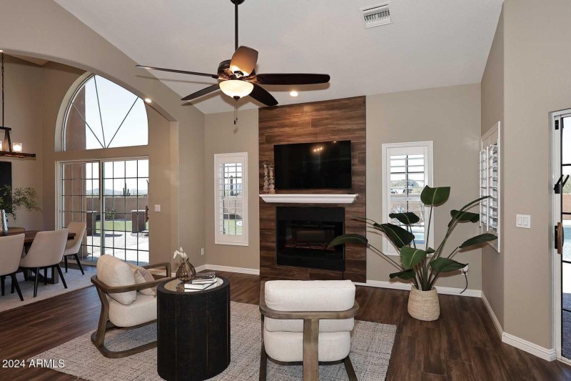 Great Room-Fireplace