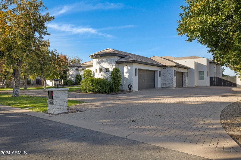 20668 E Sunset Dr-3