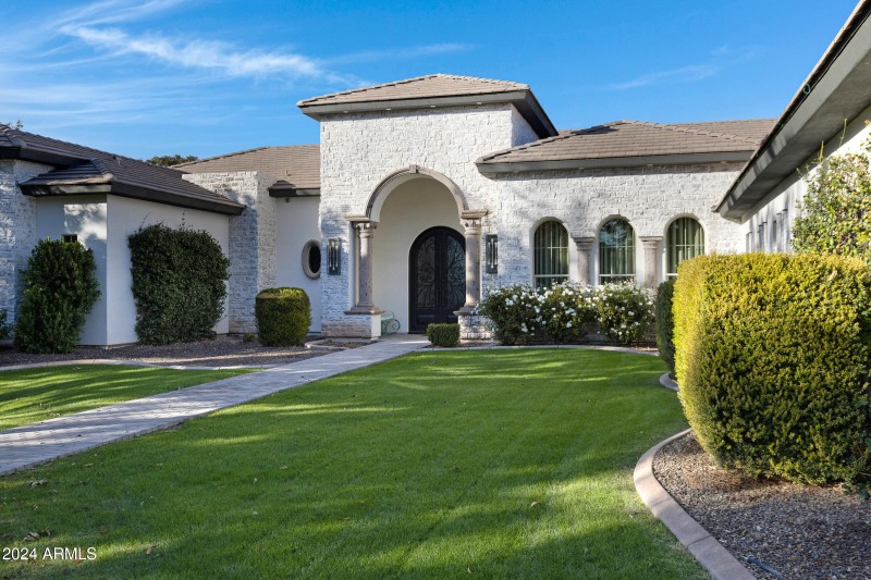 20668 E Sunset Dr-4
