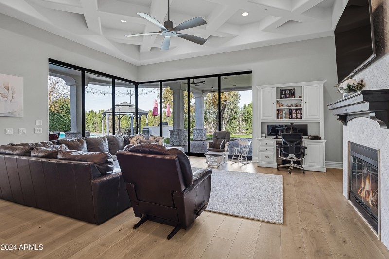 20668 E Sunset Dr-18