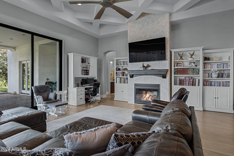 20668 E Sunset Dr-20