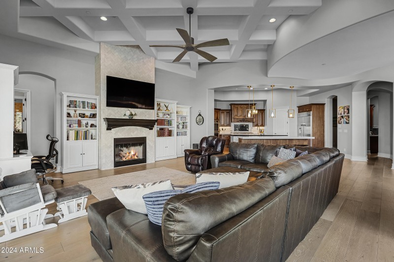 20668 E Sunset Dr-21