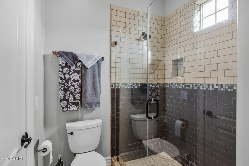 20668 E Sunset Dr-27