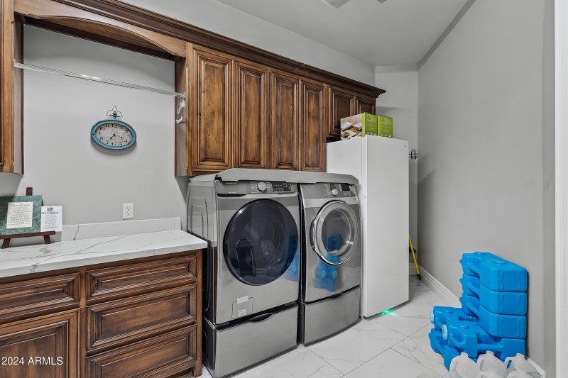 20668 E Sunset Dr-50