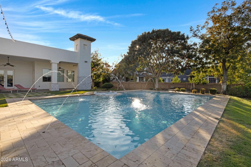 20668 E Sunset Dr-8