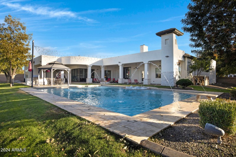 20668 E Sunset Dr-9