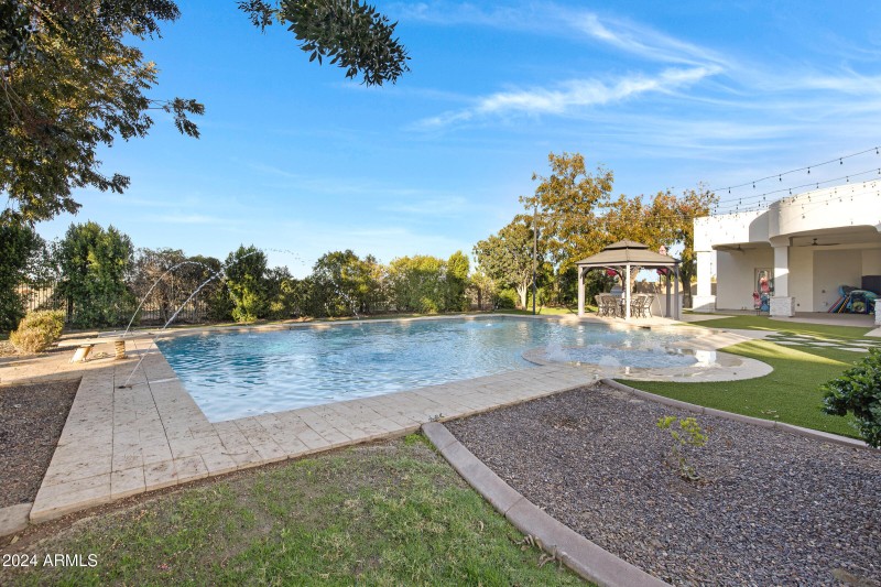 20668 E Sunset Dr-10