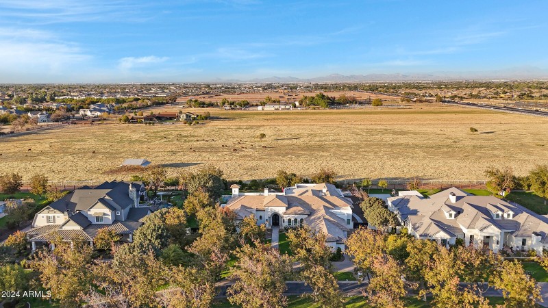 20668 E Sunset Dr-21