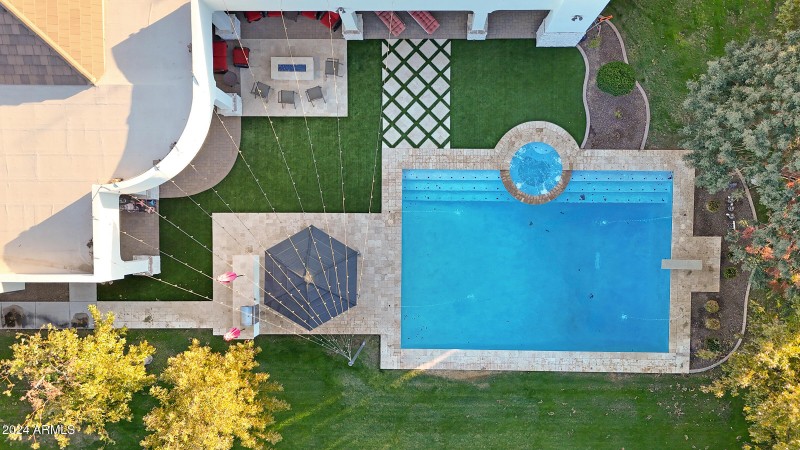 20668 E Sunset Dr-27