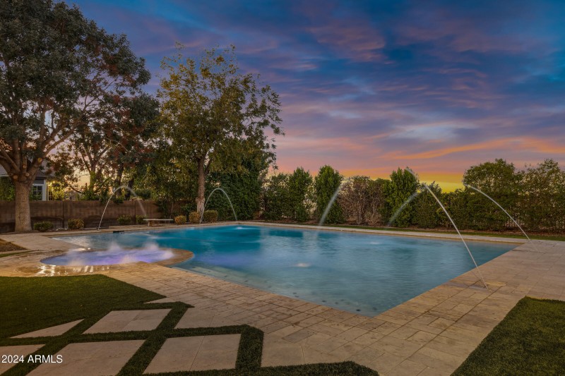 20668 E Sunset Dr-37