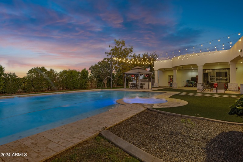 20668 E Sunset Dr-39