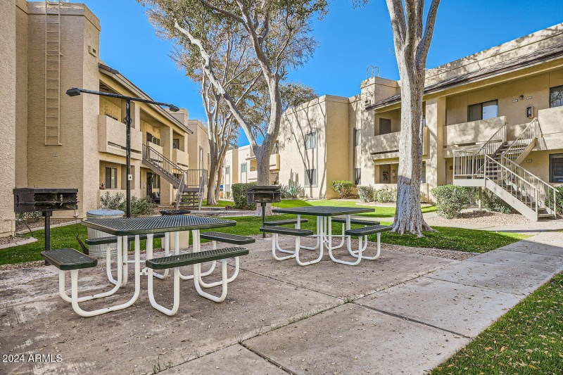 145 N 74th St 108 - Web Quality - 026 -