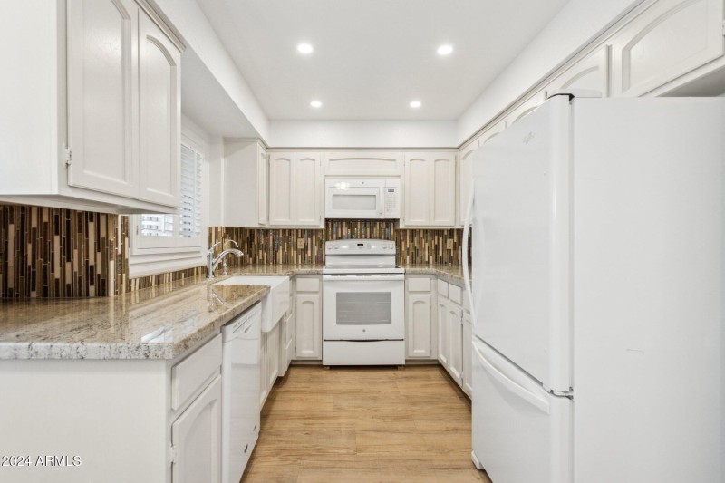 Fully Equipped Kitchen Amenities