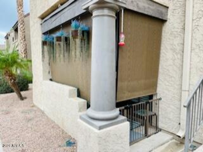Custom privacy blinds