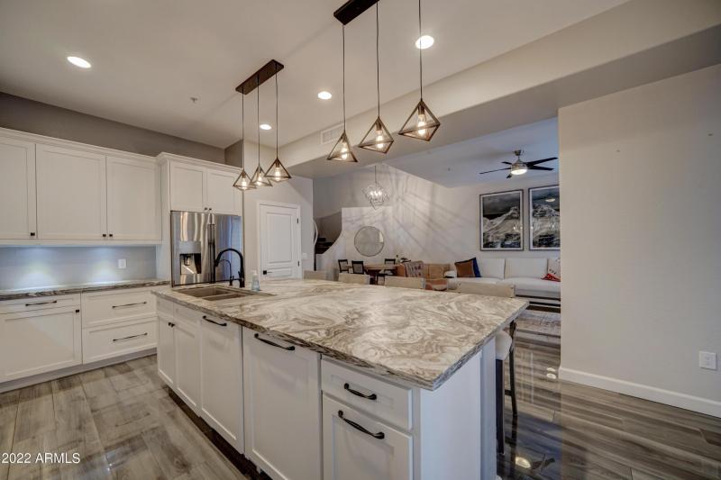 19475 N Grayhawk Dr, 1057-13