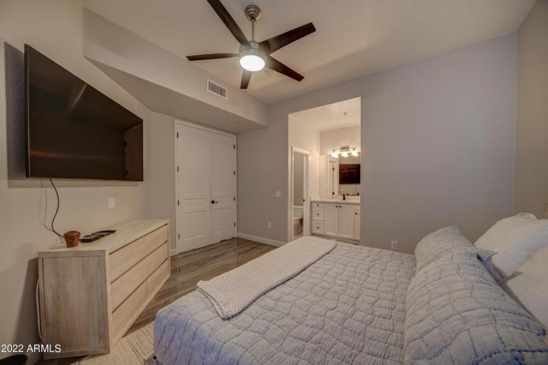 19475 N Grayhawk Dr, 1057-28