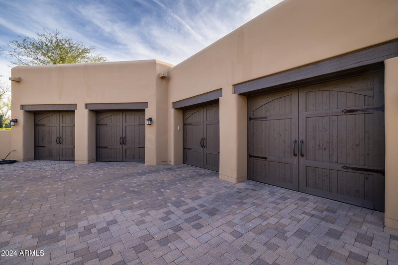 4 Car Garage