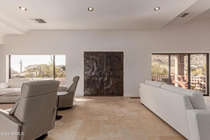 0007-7 - Coyote Pass