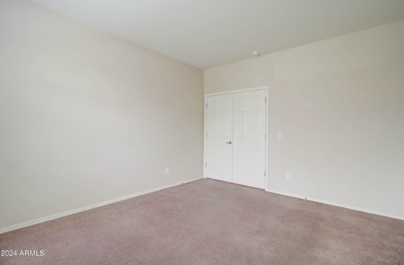 5659 S 239th Dr-14