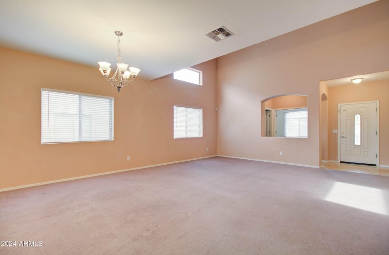 5659 S 239th Dr-18