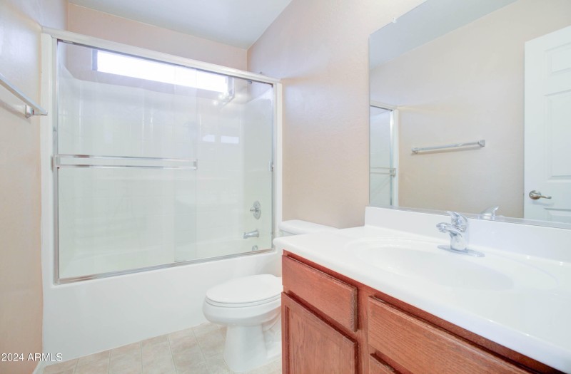 5659 S 239th Dr-33